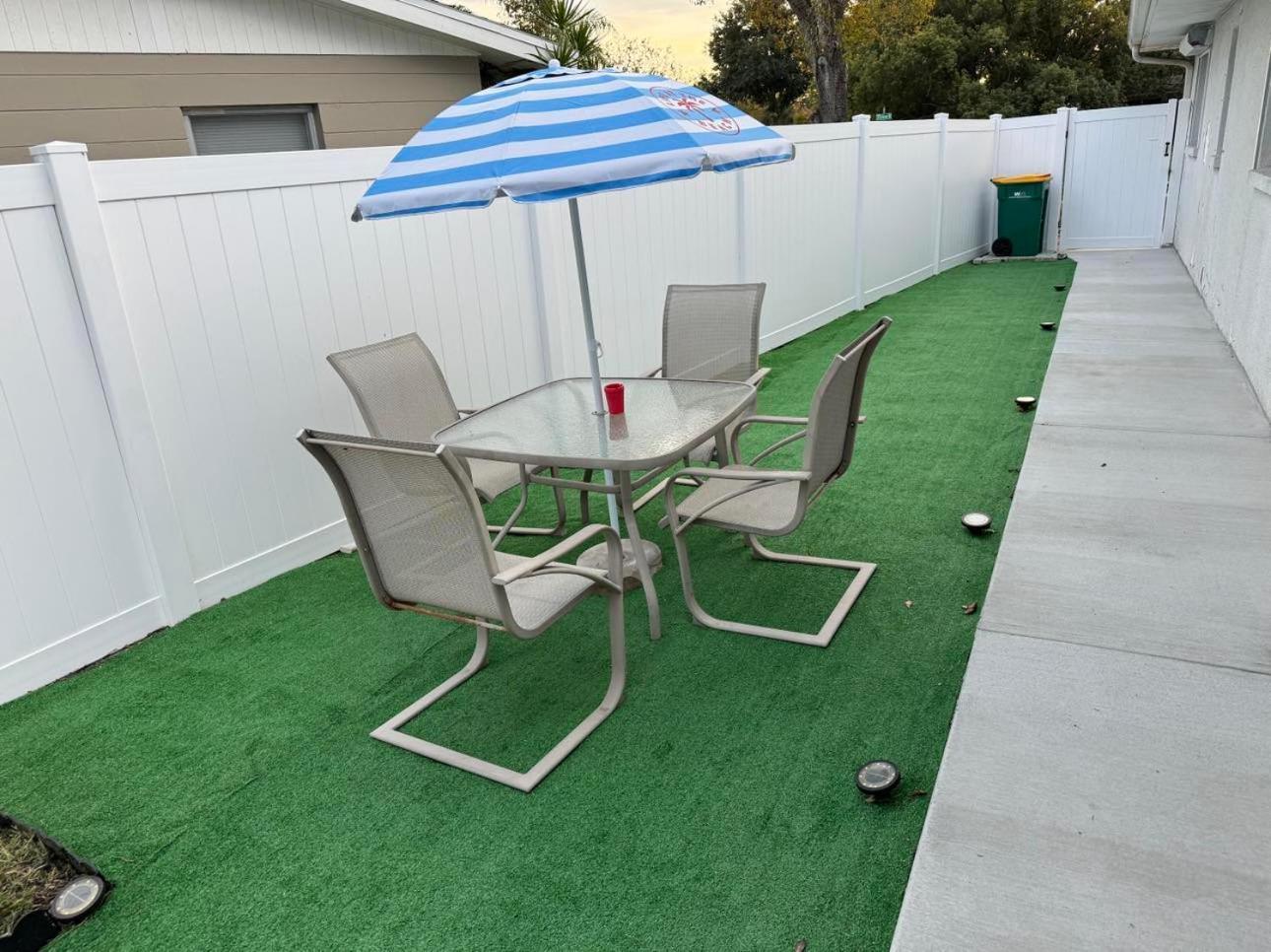 Cozy Private Studio W/Own Yard - 3Mi From Beach Seminole Luaran gambar