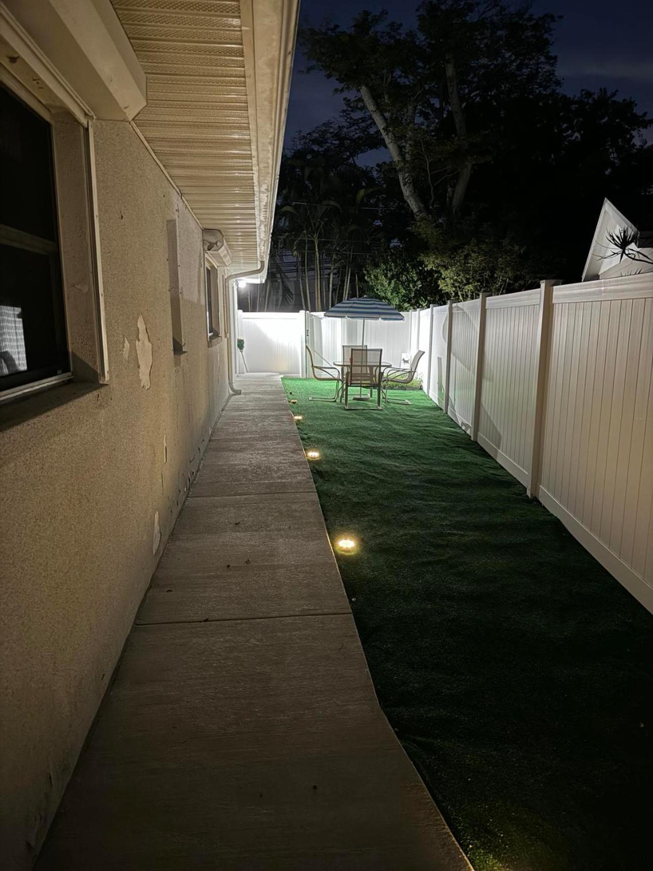 Cozy Private Studio W/Own Yard - 3Mi From Beach Seminole Luaran gambar